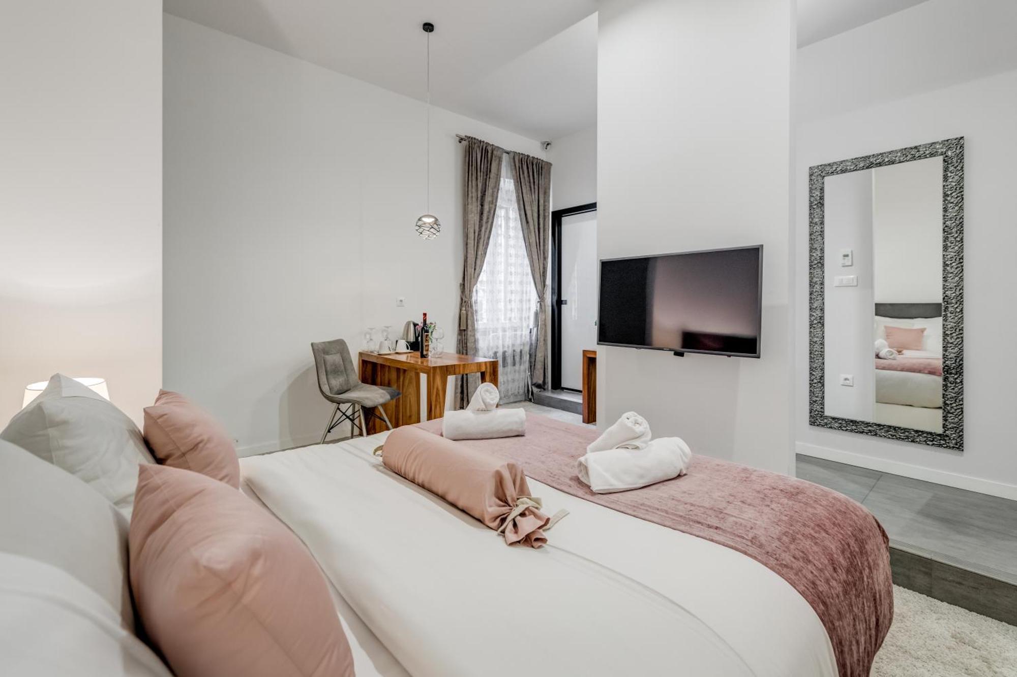 Starlight Luxury Suites Split Exterior foto