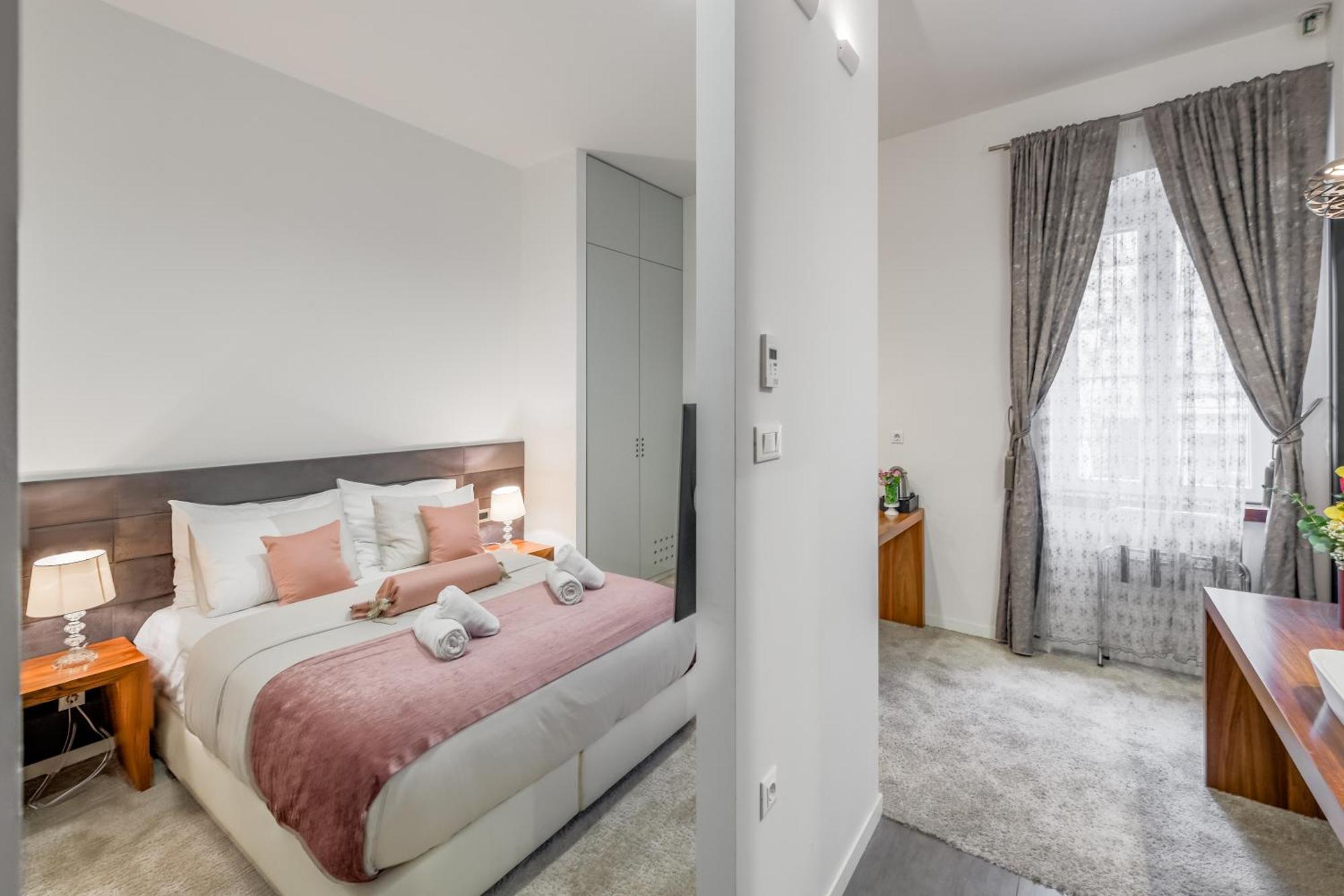 Starlight Luxury Suites Split Exterior foto